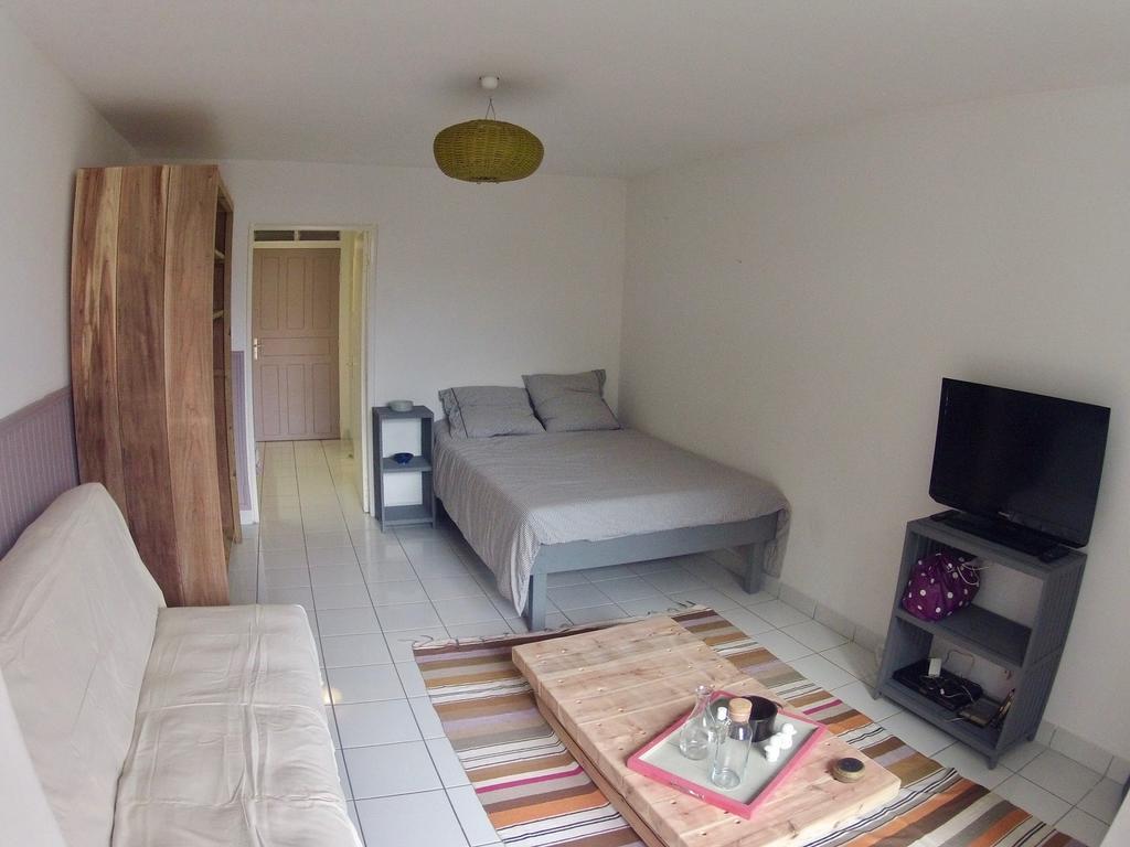 Appartamento A Deux Pas De L'Ocean Saint-Gilles-les Bains Esterno foto