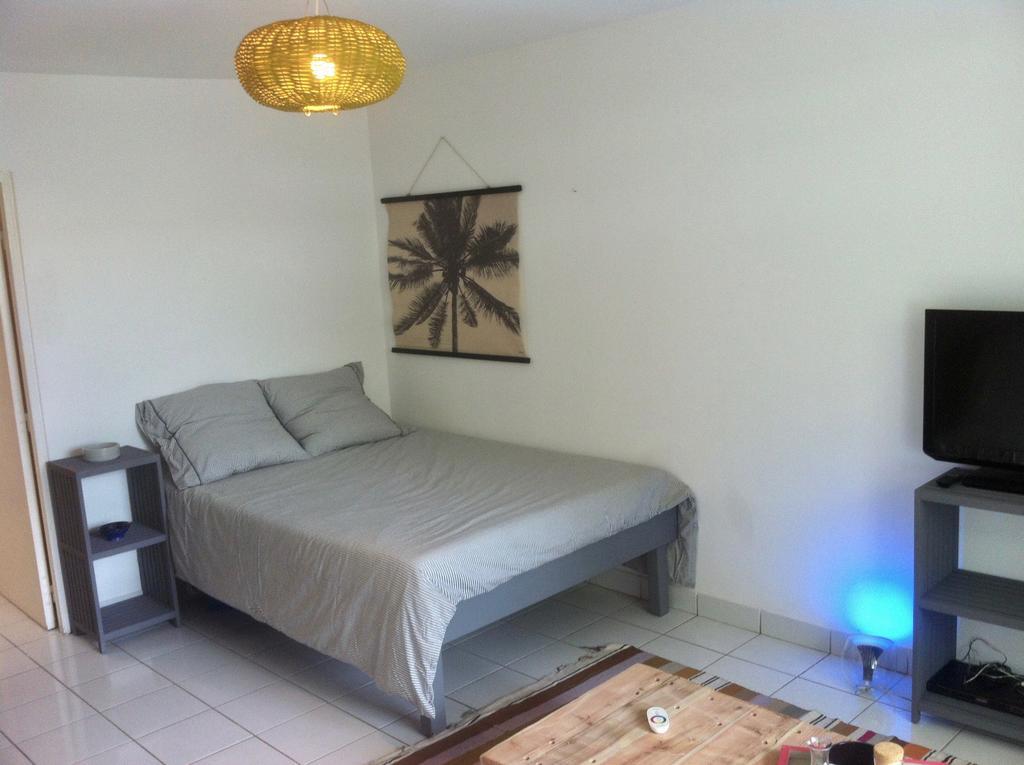 Appartamento A Deux Pas De L'Ocean Saint-Gilles-les Bains Esterno foto